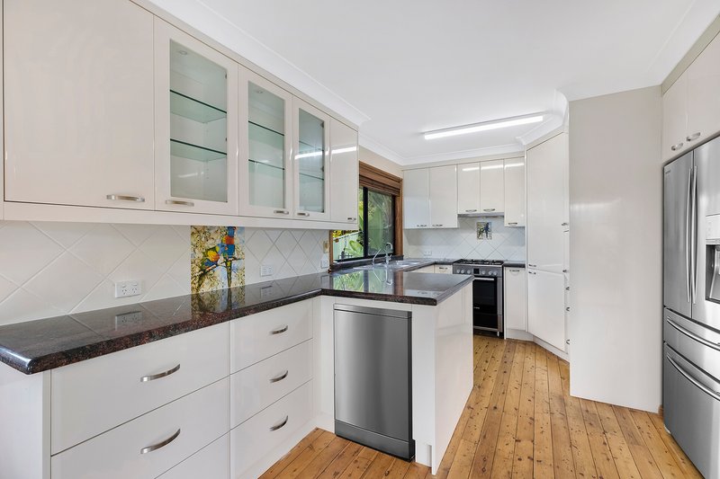 Photo - 35 Maree Avenue, Terrigal NSW 2260 - Image 2