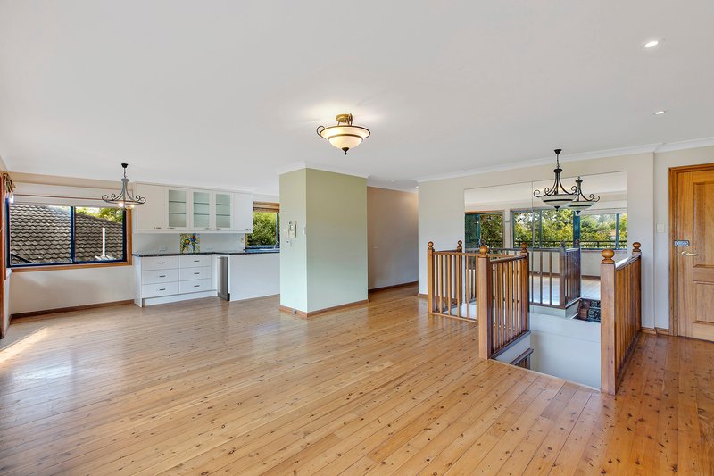 Photo - 35 Maree Avenue, Terrigal NSW 2260 - Image 3