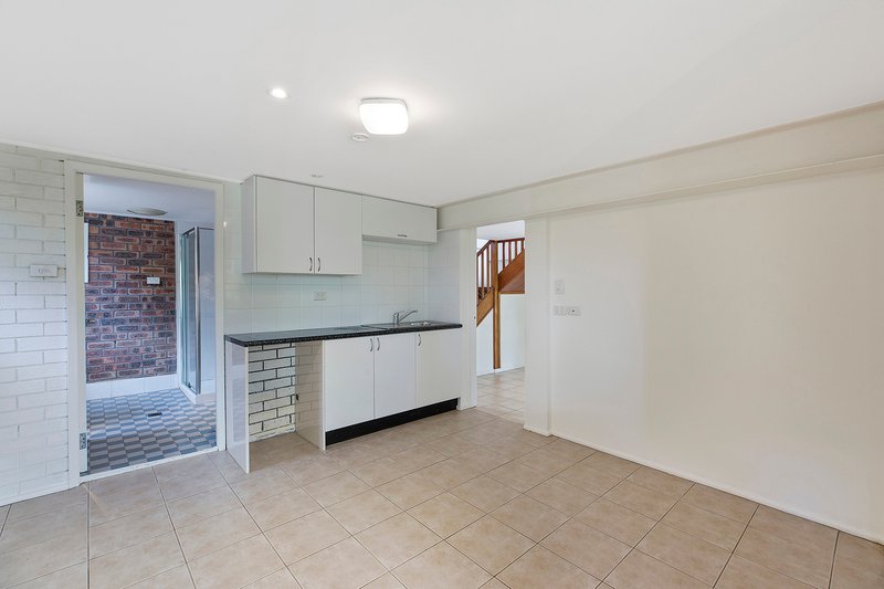 Photo - 35 Maree Avenue, Terrigal NSW 2260 - Image 9