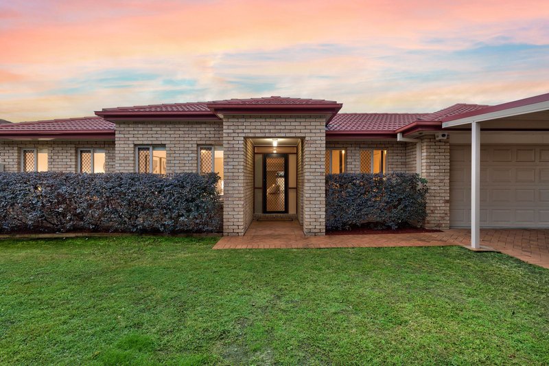 Photo - 35 May Street, Parkinson QLD 4115 - Image 1