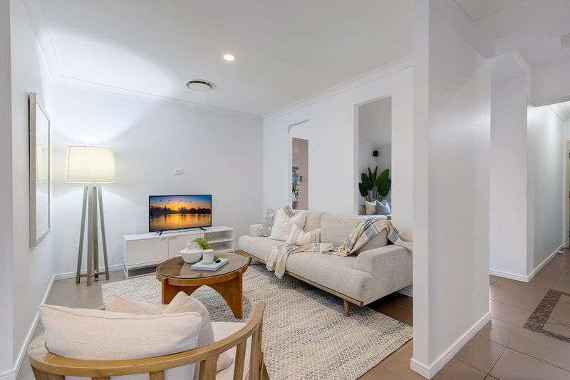Photo - 35 May Street, Parkinson QLD 4115 - Image 12