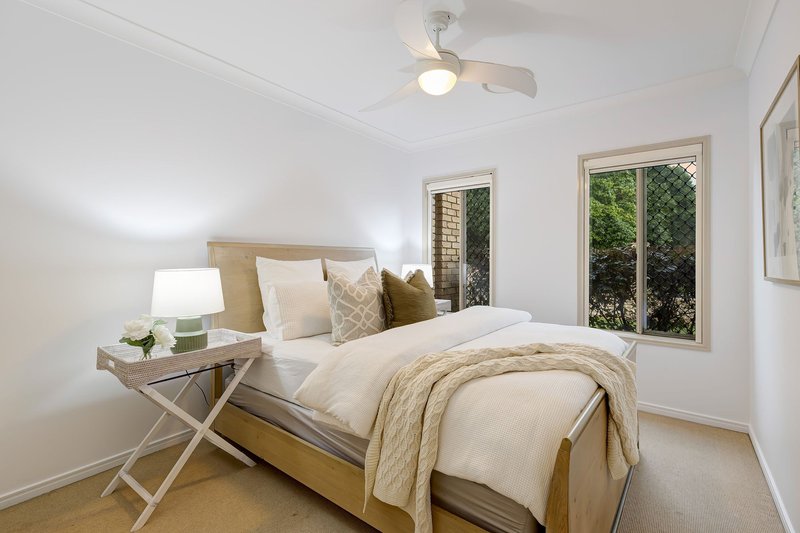 Photo - 35 May Street, Parkinson QLD 4115 - Image 17