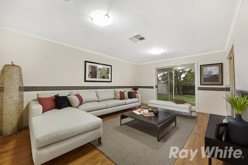 Photo - 35 Maygrove Way, Mulgrave VIC 3170 - Image 10