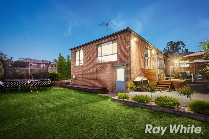 Photo - 35 Mcarthurs Road, South Morang VIC 3752 - Image 7