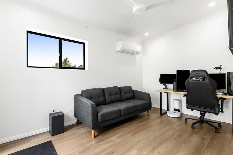 Photo - 35 Mcaulay Avenue, Highfields QLD 4352 - Image 18