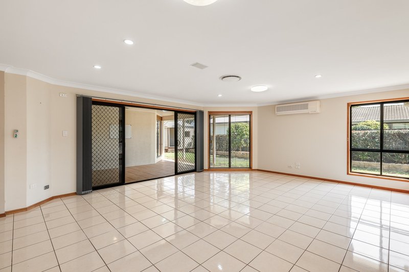 Photo - 35 Mcclymont Drive, Rangeville QLD 4350 - Image 8