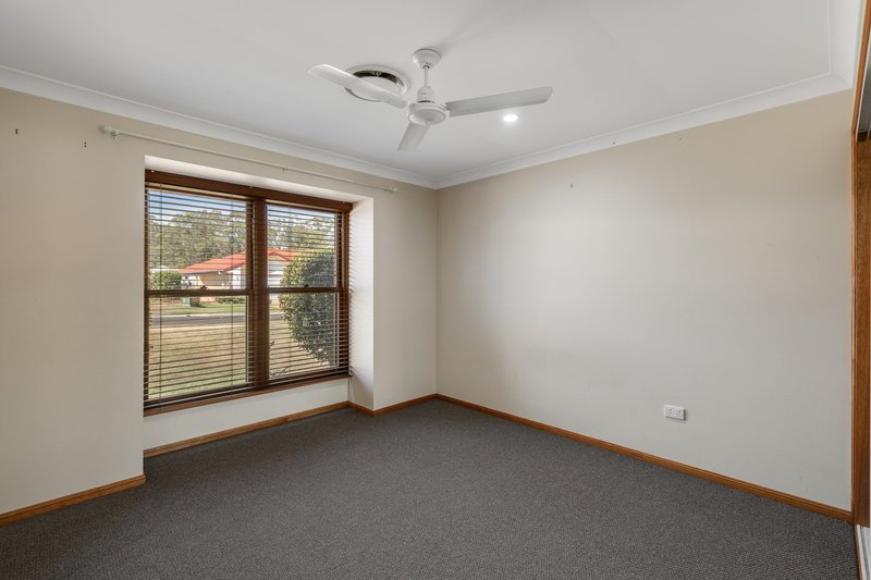 Photo - 35 Mcclymont Drive, Rangeville QLD 4350 - Image 12