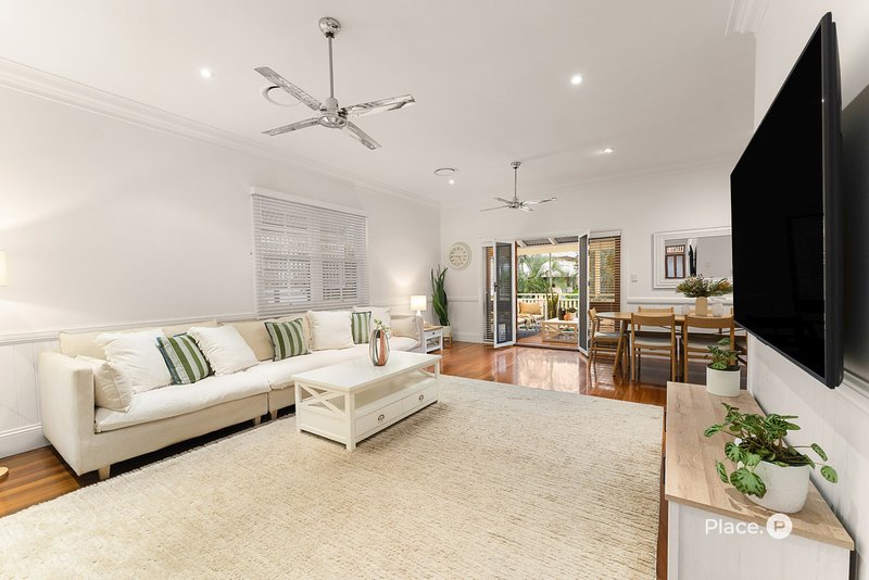 Photo - 35 Mcdonald Street, Hawthorne QLD 4171 - Image 4