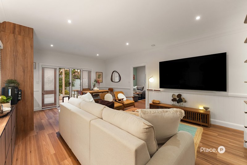 Photo - 35 Mcdonald Street, Hawthorne QLD 4171 - Image 17