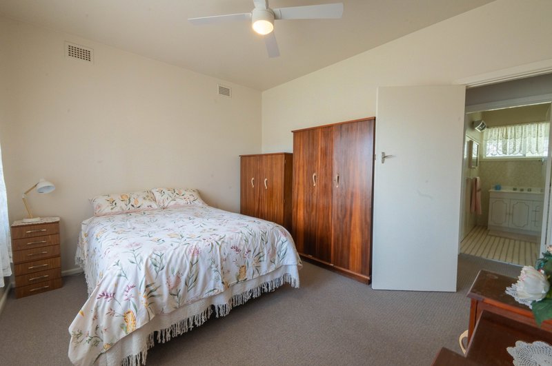 Photo - 35 Mcdonnell Street, Forbes NSW 2871 - Image 11