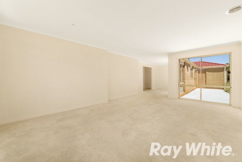 Photo - 35 Mcgowan Drive, Skye VIC 3977 - Image 4