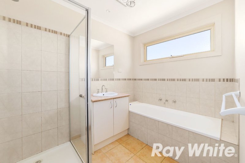 Photo - 35 Mcgowan Drive, Skye VIC 3977 - Image 5