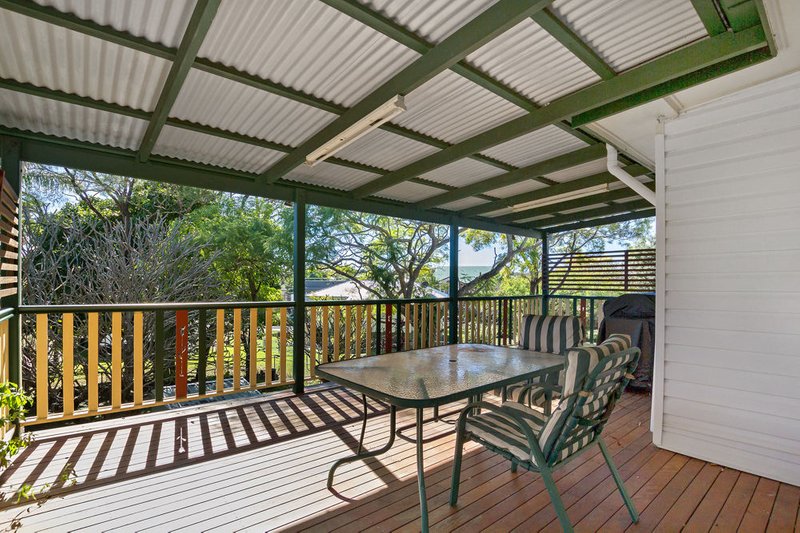 Photo - 35 Mcilwraith Street, Everton Park QLD 4053 - Image 2