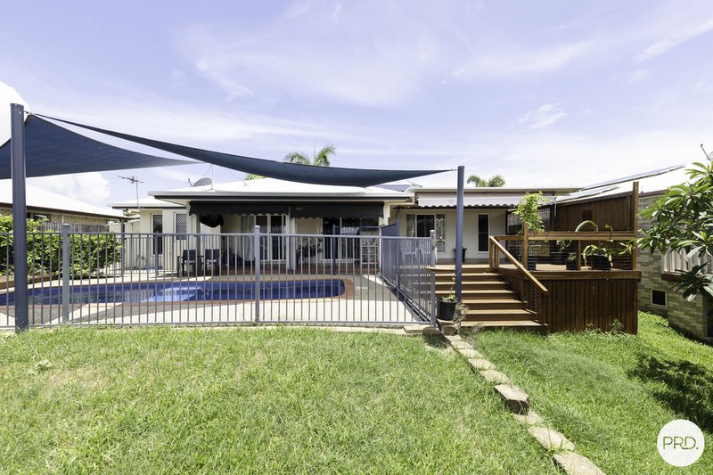 Photo - 35 Mclaughlin Drive, Eimeo QLD 4740 - Image 17