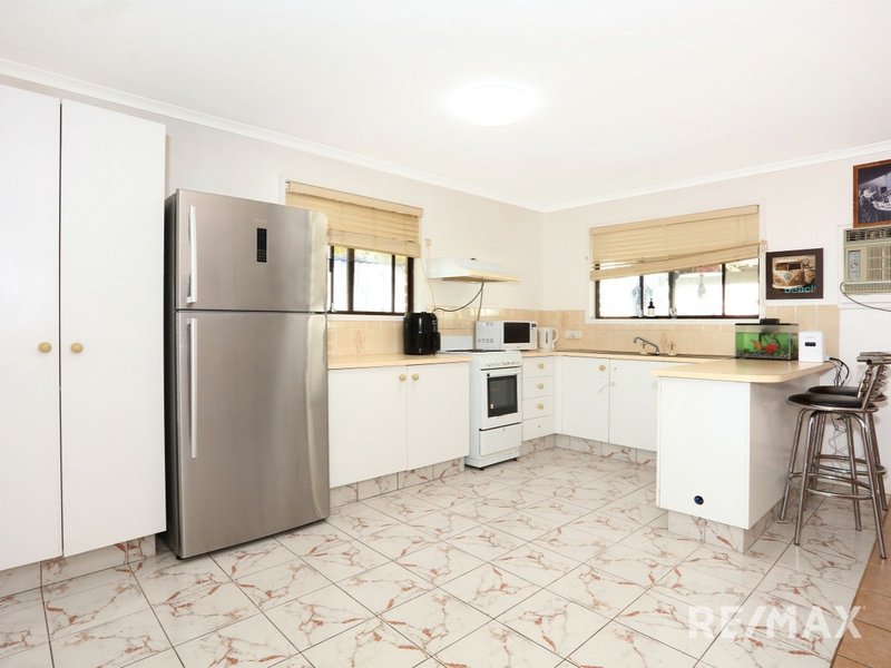 Photo - 35 Meadow Brook Crescent, Merrimac QLD 4226 - Image 8