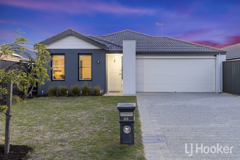 35 Mebbin Grove, Yanchep WA 6035