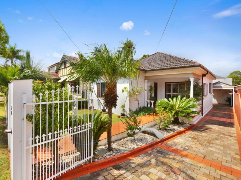 Photo - 35 Melbourne Street, Concord NSW 2137 - Image 1
