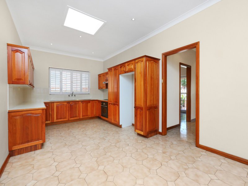 Photo - 35 Melbourne Street, Concord NSW 2137 - Image 4