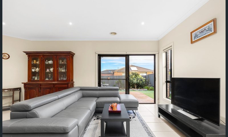 Photo - 35 Melville Street, Tarneit VIC 3029 - Image 8