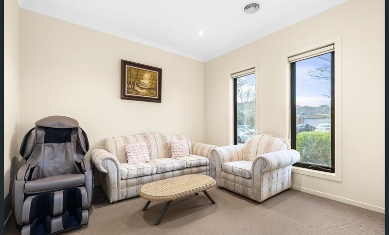 Photo - 35 Melville Street, Tarneit VIC 3029 - Image 11
