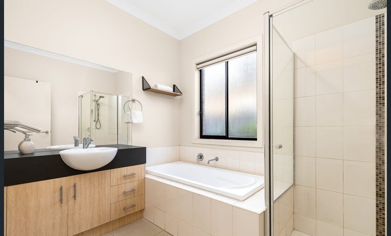 Photo - 35 Melville Street, Tarneit VIC 3029 - Image 16