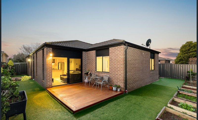 Photo - 35 Melville Street, Tarneit VIC 3029 - Image 19