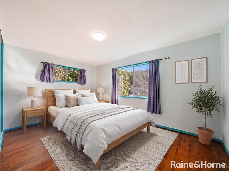 Photo - 35 Menangle Avenue, Arana Hills QLD 4054 - Image 8