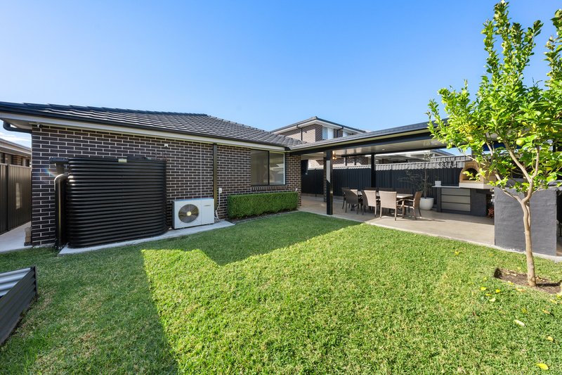 Photo - 35 Mimosa Street, Gregory Hills NSW 2557 - Image 15
