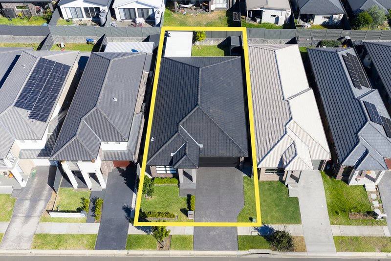 Photo - 35 Mimosa Street, Gregory Hills NSW 2557 - Image 17