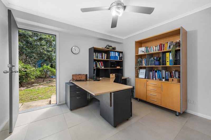 Photo - 35 Mitze Street, Bray Park QLD 4500 - Image 8