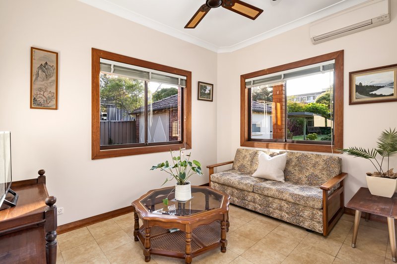 Photo - 35 Moala Street, Concord West NSW 2138 - Image 6