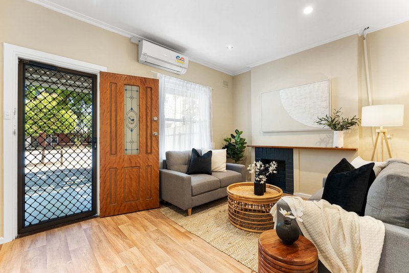 Photo - 35 Mofflin Road, Elizabeth Grove SA 5112 - Image 3