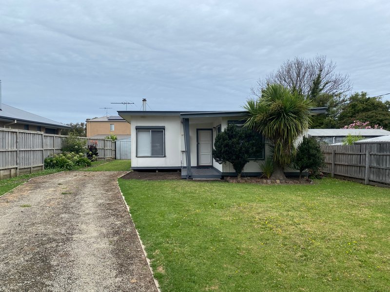 Photo - 35 Monash Avenue, Cowes VIC 3922 - Image 2