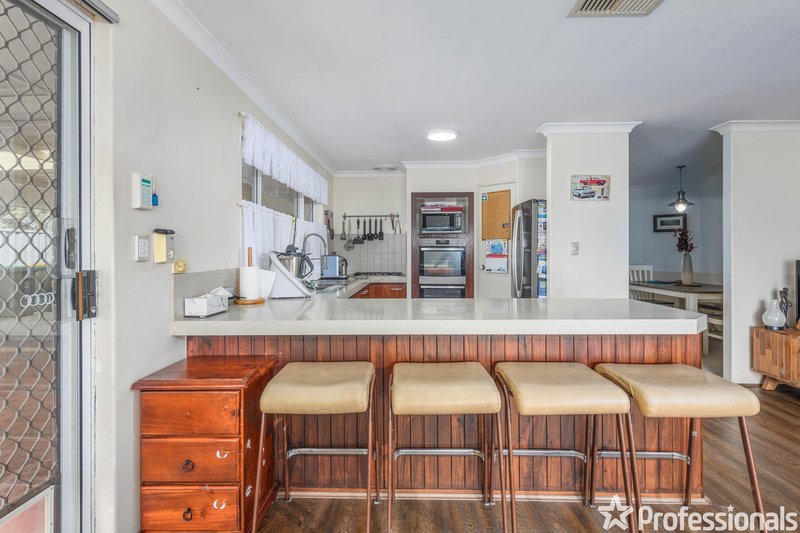 Photo - 35 Monterey Crescent, Warnbro WA 6169 - Image 7