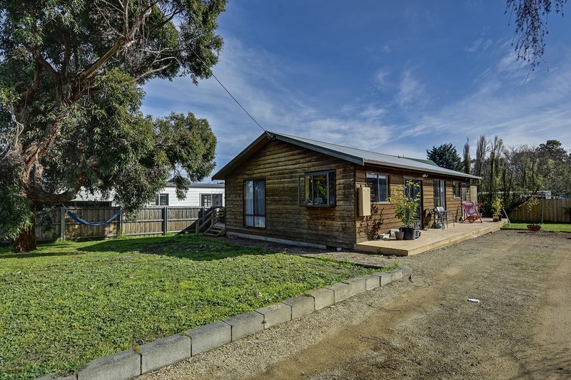 Photo - 35 Moomere Street, Carlton TAS 7173 - Image 2