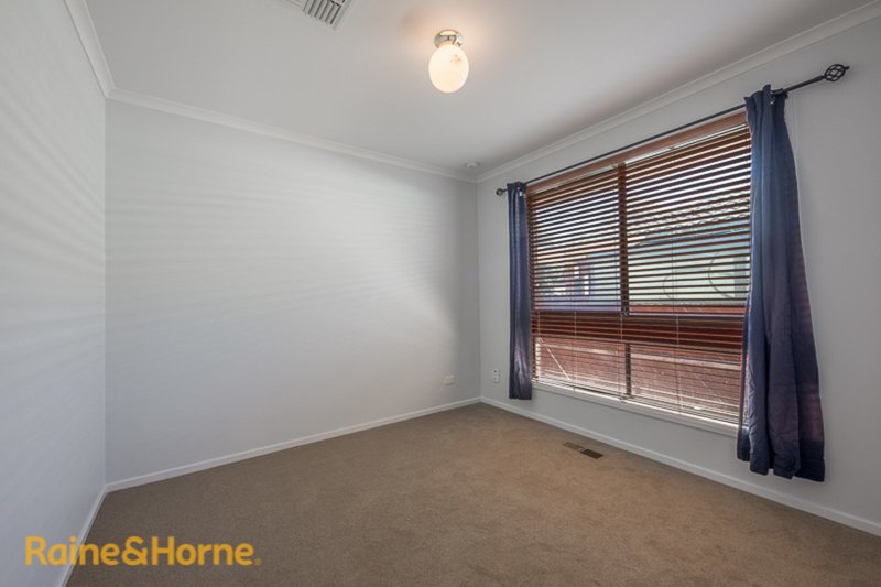 Photo - 35 Muirfield Drive, Sunbury VIC 3429 - Image 8