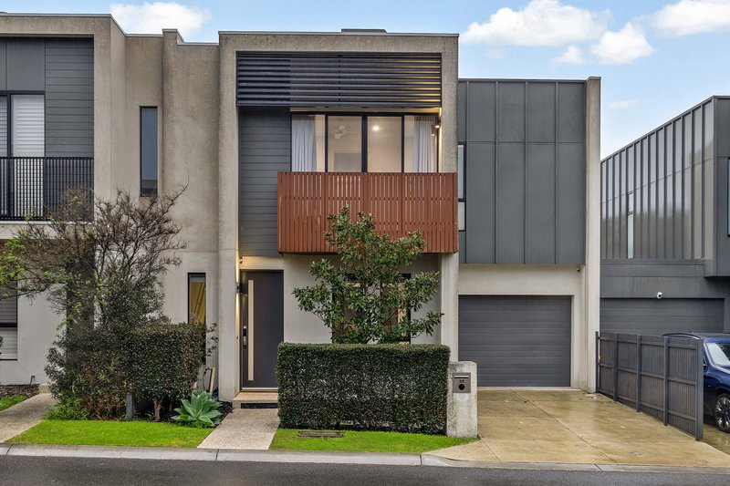 Photo - 35 Mulberry Avenue, Cheltenham VIC 3192 - Image 1