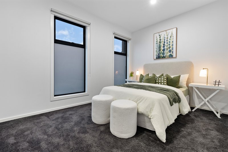 Photo - 35 Mulberry Avenue, Cheltenham VIC 3192 - Image 13