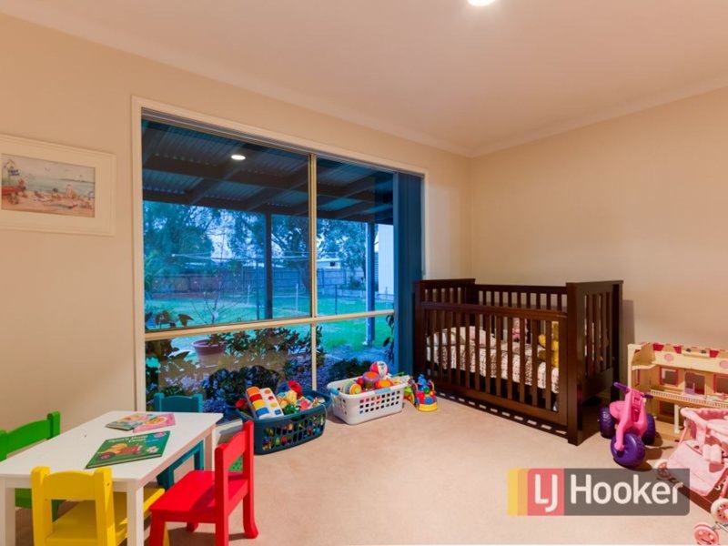 Photo - 35 Mulcare Street, Nar Nar Goon VIC 3812 - Image 14