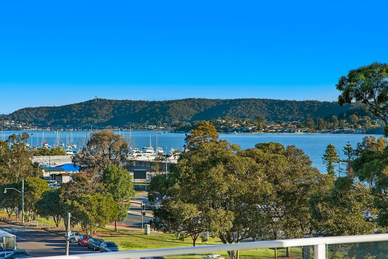 Photo - 3/5 Mulkarra Avenue, Gosford NSW 2250 - Image 11