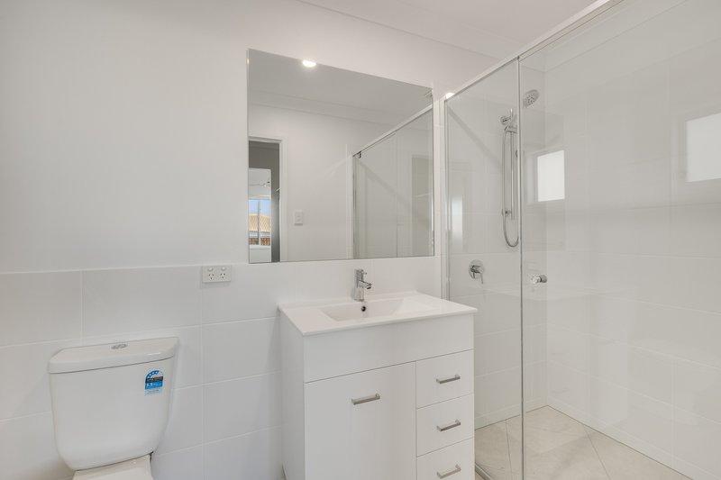 Photo - 35 Natasha Circuit, Westbrook QLD 4350 - Image 6