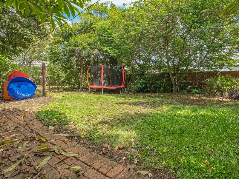 Photo - 35 Navy Street, Holland Park West QLD 4121 - Image 10