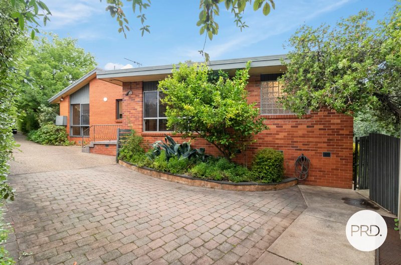 Photo - 35 Neilson Street, Garran ACT 2605 - Image 1