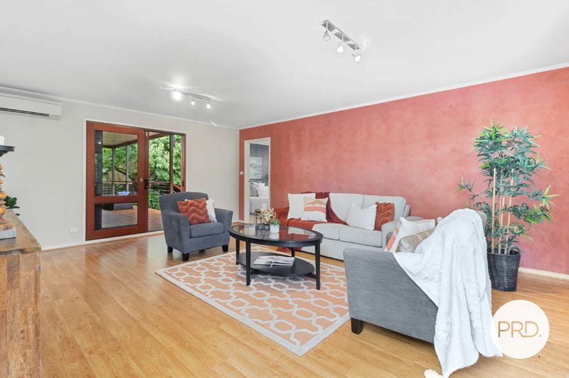 Photo - 35 Neilson Street, Garran ACT 2605 - Image 3