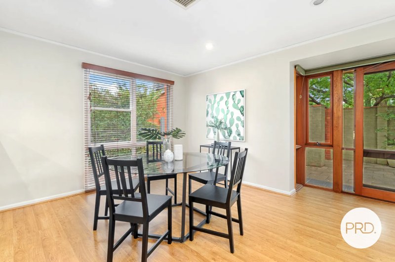 Photo - 35 Neilson Street, Garran ACT 2605 - Image 7