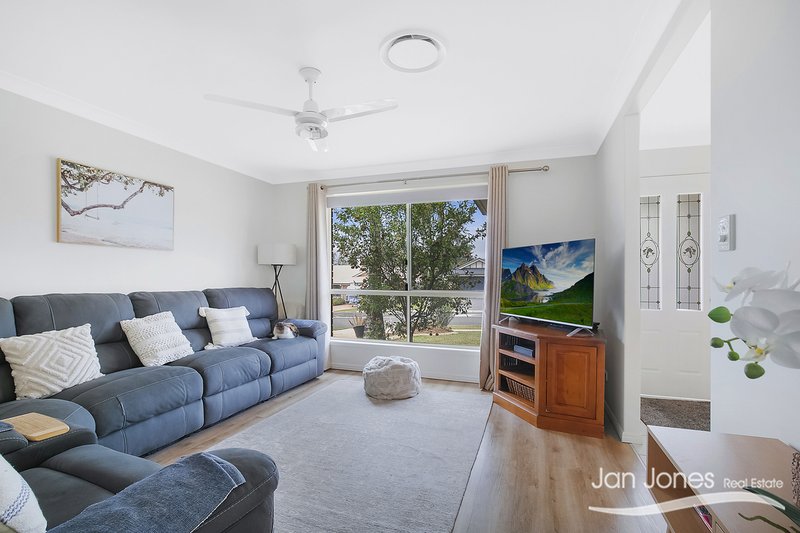 Photo - 35 Newfarm Street, Upper Caboolture QLD 4510 - Image 4