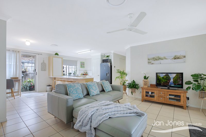 Photo - 35 Newfarm Street, Upper Caboolture QLD 4510 - Image 5