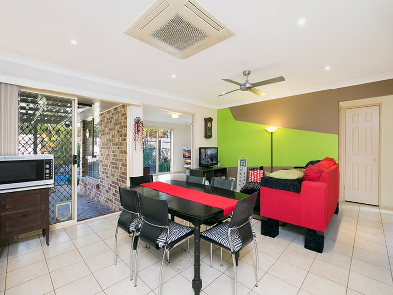 Photo - 35 Oak Street, Shailer Park QLD 4128 - Image 3