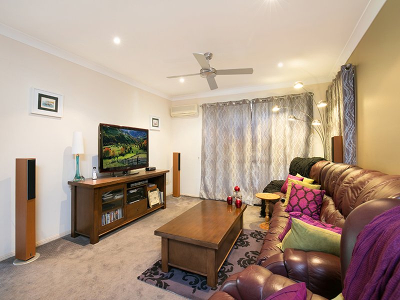 Photo - 35 Oak Street, Shailer Park QLD 4128 - Image 4