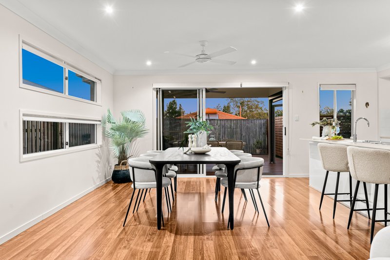 Photo - 35 Obrist Place, Rochedale QLD 4123 - Image 12